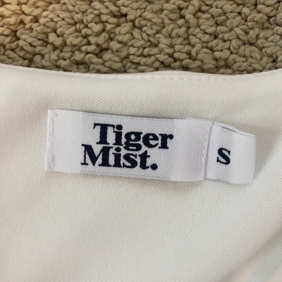 Tiger Mist White Cut Out Dress - Picture 5 of 6